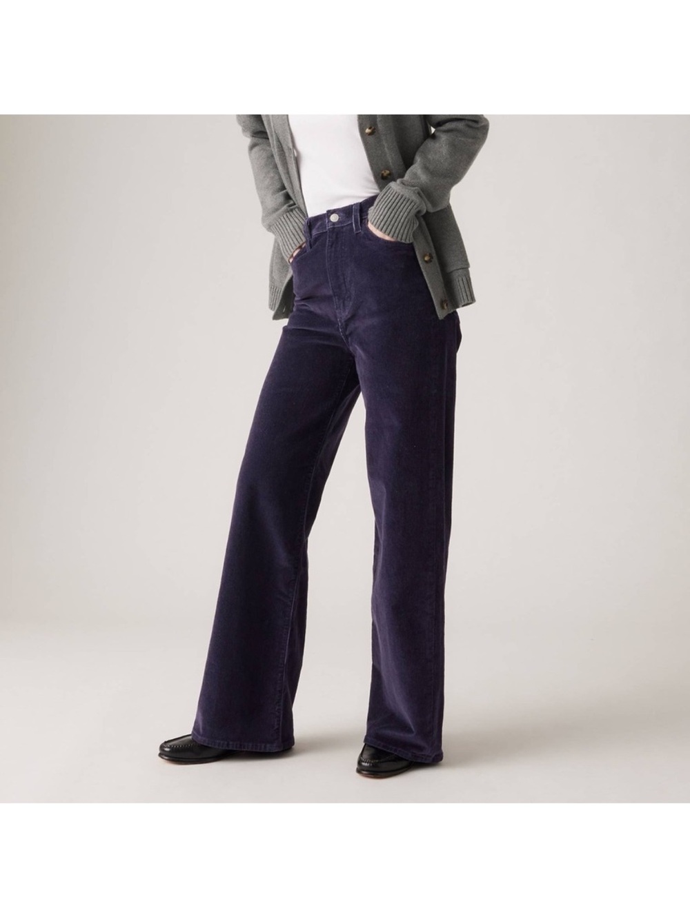 Levi’s Ribcage Wide Leg Corduroy Pants